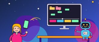 Девушка с телефоном в руке управляет на расстоянии роботом, который работает за её компьютером с папками, видео и игровым уровнем на экране